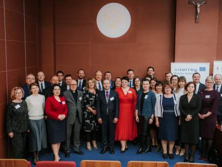 Międzynarodowa konferencja w Warszawie zdj. Grupa obiektywni