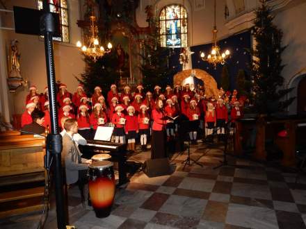 Występ chóru Canzonetta