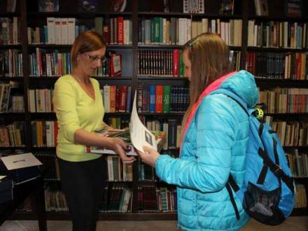 Rozdanie nagród foto. MBP Strumień