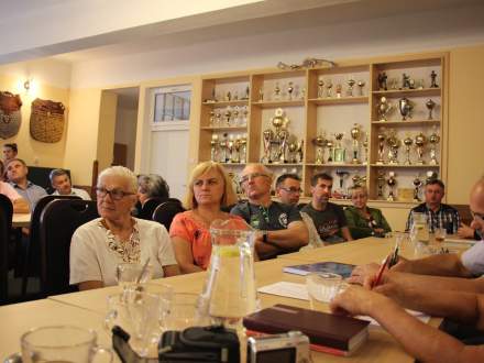 Zebranie wiejskie w Drogomyślu