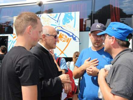 Powitanie pielgrzymów w Drogomyślu