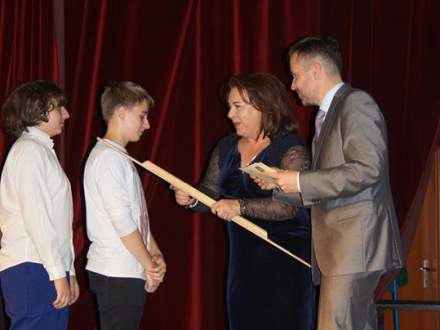 Pasowanie na gimnazjalistę