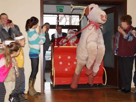 Mikołaj spotkał się z dziećmi w Bąkowie