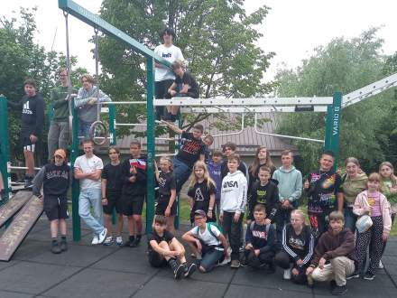 Wizyta uczniów z Bąkowa w Senovie