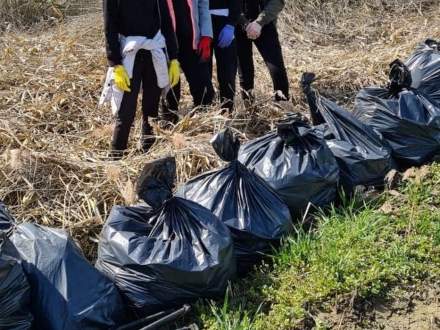 Akcja sprzątania w gminie Strumień 24.04.2021