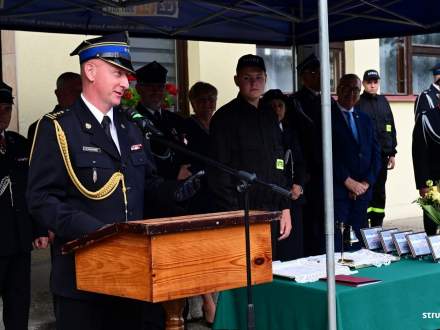 Uroczystości zwiazane z przekazaniem samochodu ratowniczo-gaśniczego dla OSP Zbytków