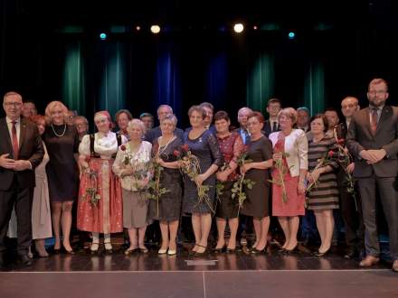 Zdjęcie grupowe - Zasłużeni 2020