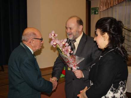 Wręczenie gratulacji