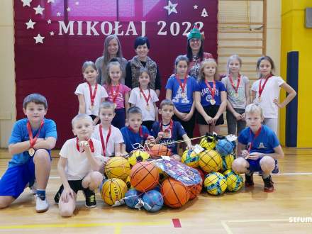 Mikołajkowy Turniej Sportowy dla Szkół