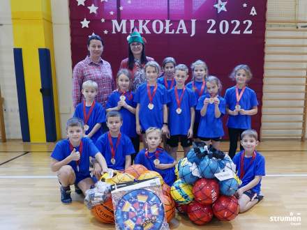 Mikołajkowy Turniej Sportowy dla Szkół