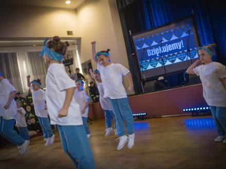 Występ grupy działającej przy emgoku