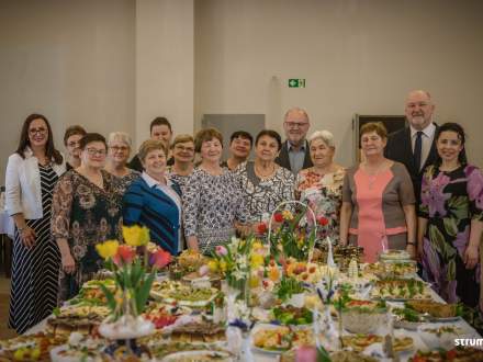 Zdjęcie grupowe KGW Drogomyśl