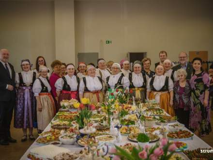 Zdjęcie grupowe KGW Bąków