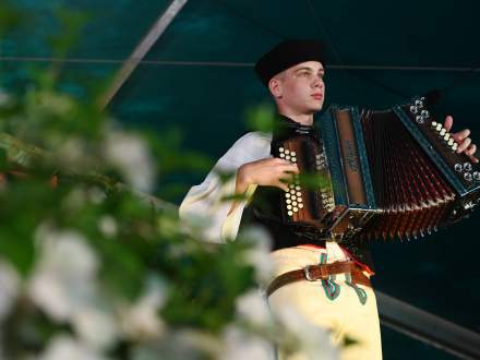 XIII Dzień Tradycji Stroju i Pieśniczki Regionalnej „Z pieśniczką i gawędą przez Śląsk Cieszyński”