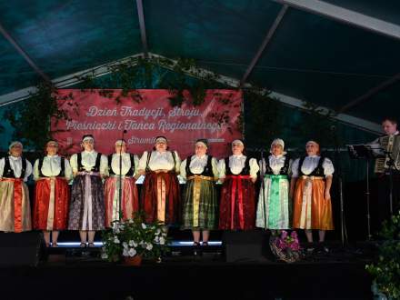 XIII Dzień Tradycji Stroju i Pieśniczki Regionalnej „Z pieśniczką i gawędą przez Śląsk Cieszyński”