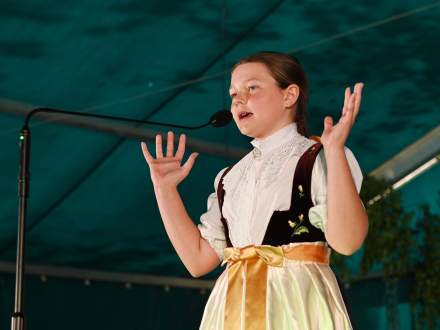 XIII Dzień Tradycji Stroju i Pieśniczki Regionalnej „Z pieśniczką i gawędą przez Śląsk Cieszyński”