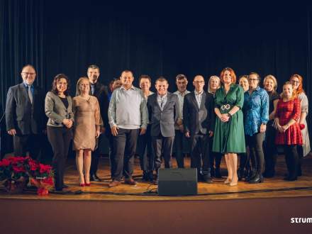 Uczestnicy projektu zdjęcie grupowe