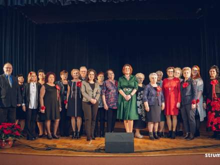 Uczestnicy projektu zdjęcie grupowe