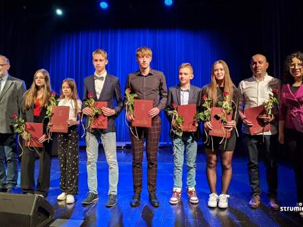 Gala sportowa w Strumieniu - zdjęcie grupowe