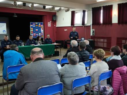 Debata "Porozmawiajmy o bezpieczeństwie - możesz mieć na nie wpływ. Bezpieczeństwo nasza wspólna sprawa"