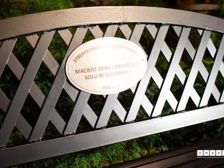 STRUMIEŃSKIE ŁAWECZKI PAMIĘCI zaprezentowane