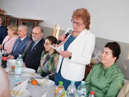 Grażyna Faruga przewodnicząca Koła wita gości
