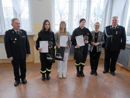 Eliminacje gminne Ogólnopolskiego Turnieju Wiedzy Pożarniczej - laureaci w kategorii szkoła ponadpodstawowa