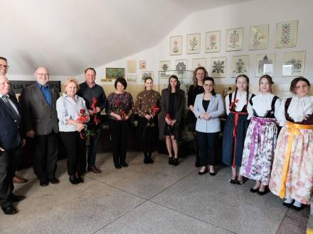 Zdjęcie grupowe z członkami rodziny Emilii Michalskiej