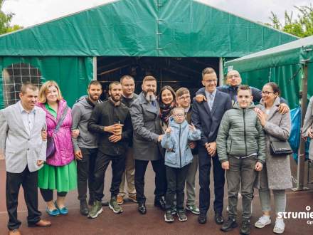 70 lat Domu Pomocy Społecznej dla Dzieci w Strumieniu, 5 lat Fundacji "Zostań Aniołem" i VIII Dzień Wdzięczności „Każdy ma swojego Anioła”