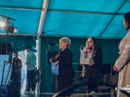 70 lat Domu Pomocy Społecznej dla Dzieci w Strumieniu, 5 lat Fundacji "Zostań Aniołem" i VIII Dzień Wdzięczności „Każdy ma swojego Anioła”