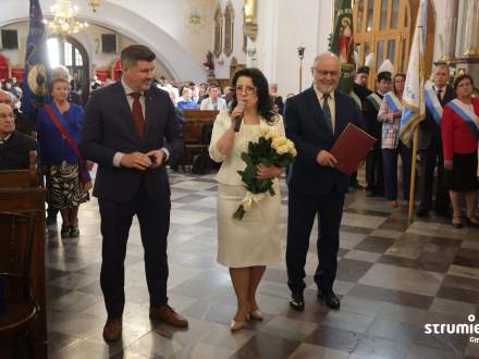 Od lewej Przewodniczący Sejmiku Województwa Śląskiego Jacek Jarco, Burmistrz Strumienia Anna Grygierek, Przewodniczący Rady Miejskiej Czesław Greń