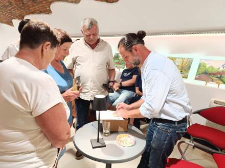 Spotkanie autorskie Dawida Drapisza