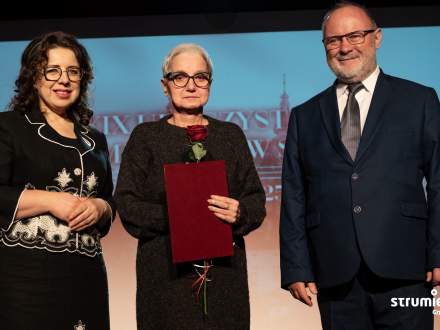 Obchody 11 listopada w Strumieniu złożenie gratulacji zasłużonym