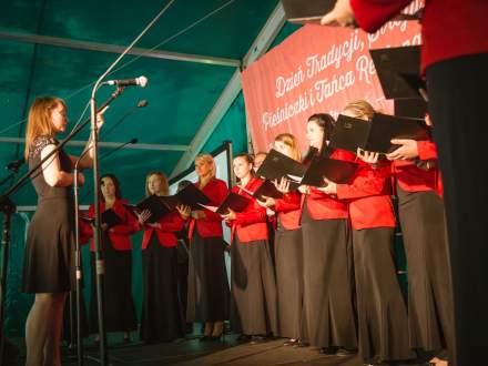Dzień Tradycji, Stroju i Pieśniczki Regionalnej