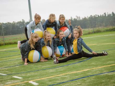 Uroczyste otwarcie boiska wielofunkcyjnego w Pruchnej