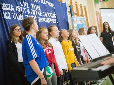 Uroczyste otwarcie boiska wielofunkcyjnego w Pruchnej