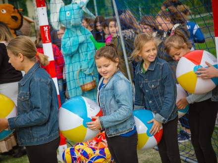 Uroczyste otwarcie boiska wielofunkcyjnego w Pruchnej