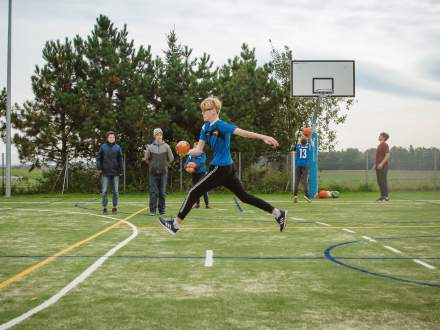 Uroczyste otwarcie boiska wielofunkcyjnego w Pruchnej
