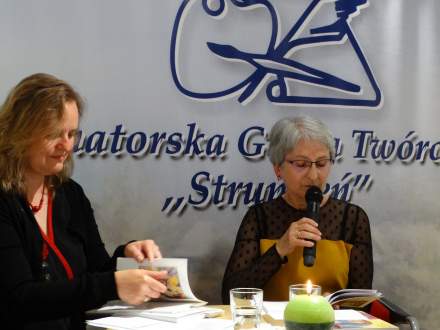 Wieczór poetycki Bernadety Krawiec i Izabeli Zubko