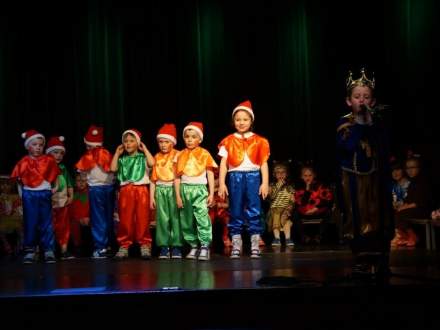 Występ dzieci z przedszkola