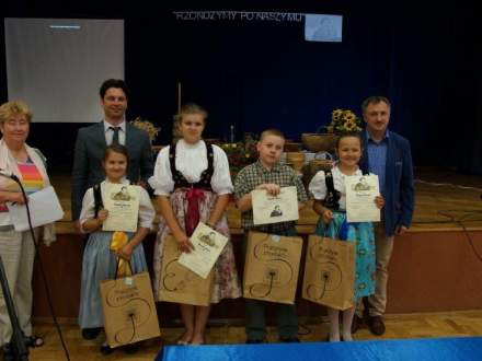 Konkurs Recytatorski „Rzóndzymy po naszymu”