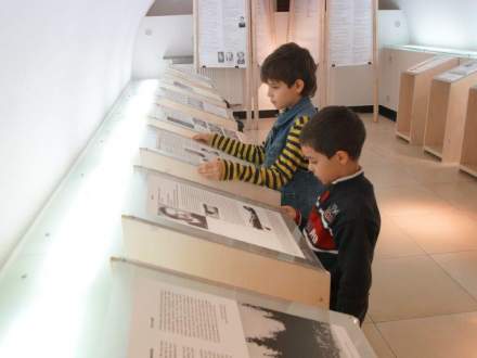 Wernisaż wystawy "Powinniśmy wracać po swoich"