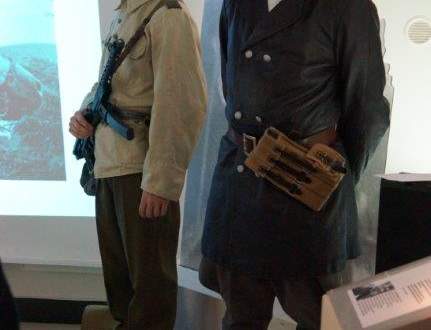 Wernisaż wystawy "Powinniśmy wracać po swoich"