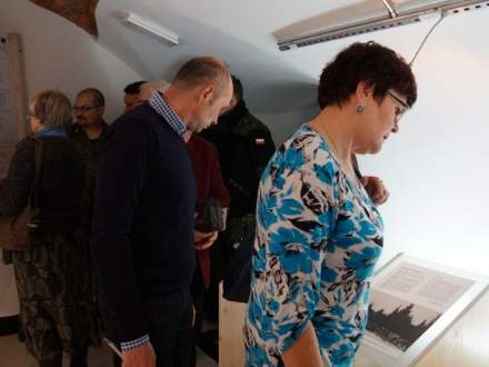 Wernisaż wystawy "Powinniśmy wracać po swoich"