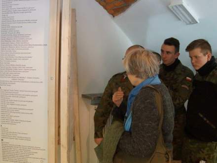 Wernisaż wystawy "Powinniśmy wracać po swoich"