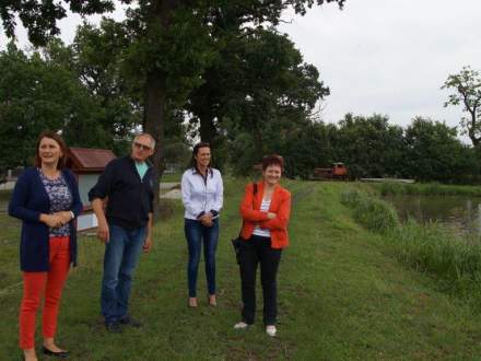 Komisja konkursu "Piękna wieś województwa ślaskiego" w gminie Strumień