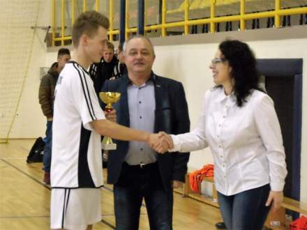 Amatorskie Turnieje Halowej Piłki Nożnej