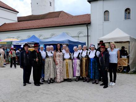 Zespół Regionalny „Strumień” na Festiwalu Folklorystycznym Górnego Poważa w Żylinie!