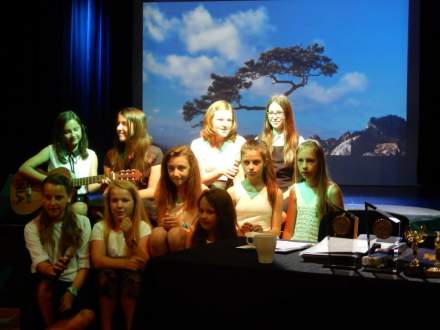 Pożegnanie klas szóstych i zakończenie roku szkolnego Szkoły Podstawowej w Strumieniu