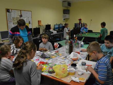 Zajęcia wakacyjne w świetlicy środowiskowej w Bąkowie